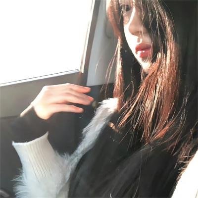 风中的母鸡